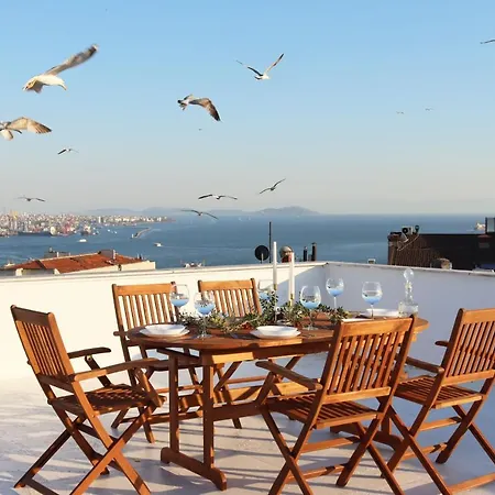 Cihangir Vav Otel *
